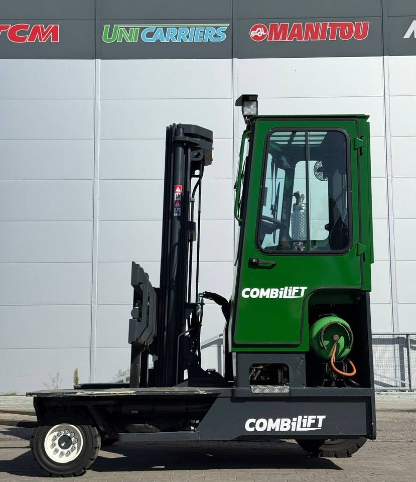 Combilift C 4000 LPG  - Четырехсторонний погрузчик: фото 4 Combilift C 4000 LPG  - Четырехсторонний погрузчик: фото 4