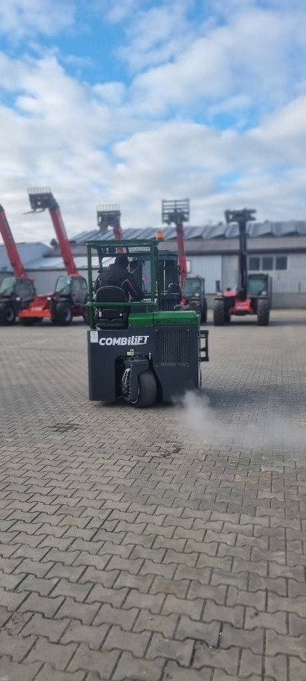 Combilift CB 2500 LPG NEW 2023 - SALE ! - Четырехсторонний погрузчик: фото 5 Combilift CB 2500 LPG NEW 2023 - SALE ! - Четырехсторонний погрузчик: фото 5