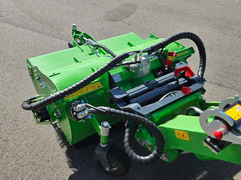 Avant 1100 Borstel met opvangbak - Навесное оборудование для Сельскохозяйственной техники: фото 5 Avant 1100 Borstel met opvangbak - Навесное оборудование для Сельскохозяйственной техники: фото 5