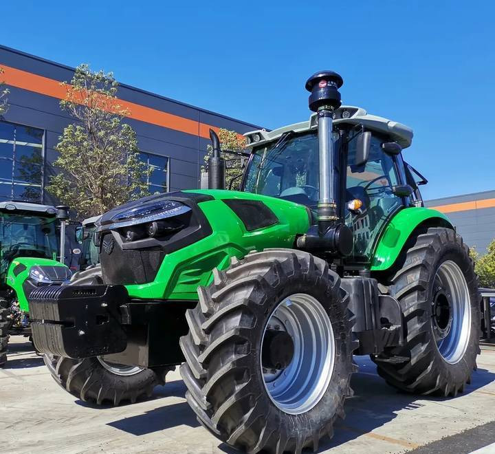 NEW MAXUS 200 HP 4x4 Tractor Warranty up to 10 YEARS НОВИЙ MAXUS 200 К.с. Трактор 4x4 Гарантія до 10 РОКІВ NOWY MAXUS 200 KM Ciągnik 4x4 Gwarancja do 10 LAT - Трактор: фото 1 NEW MAXUS 200 HP 4x4 Tractor Warranty up to 10 YEARS НОВИЙ MAXUS 200 К.с. Трактор 4x4 Гарантія до 10 РОКІВ NOWY MAXUS 200 KM Ciągnik 4x4 Gwarancja do 10 LAT - Трактор: фото 1