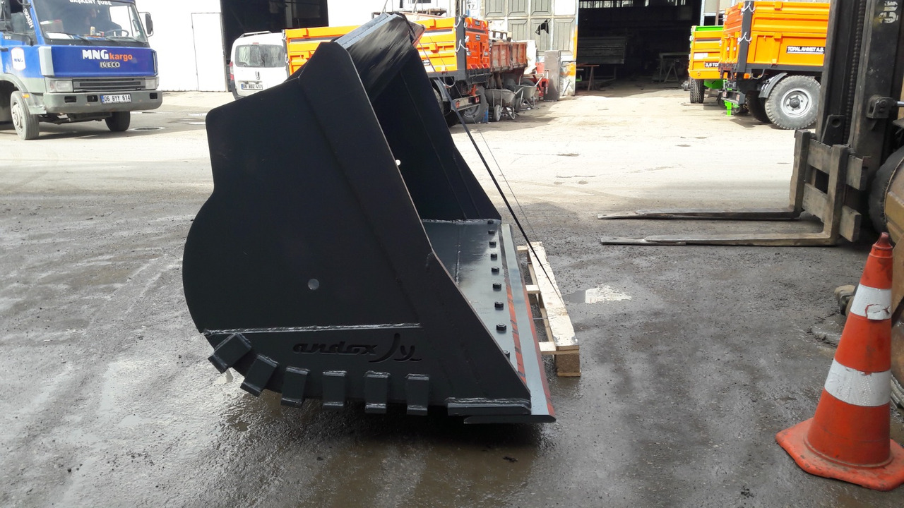 Hyundai HL770 - Ковш для погрузчика для Строительной техники: фото 3 Hyundai HL770 - Ковш для погрузчика для Строительной техники: фото 3