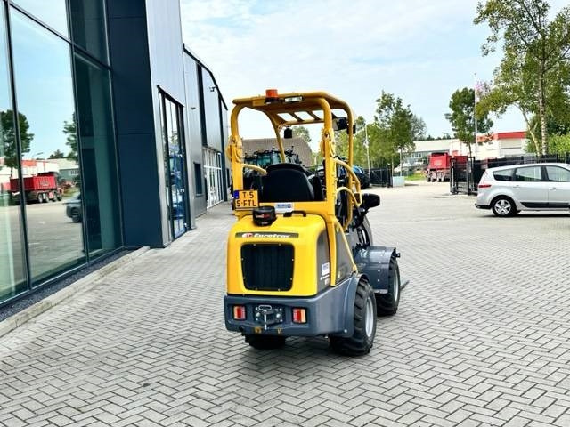 Eurotrac W11 Minishovel NEW! - Компактный фронтальный погрузчик: фото 5 Eurotrac W11 Minishovel NEW! - Компактный фронтальный погрузчик: фото 5