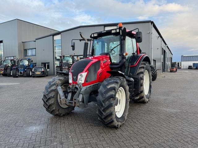 Valtra N123 Hitech5 - Трактор: фото 5 Valtra N123 Hitech5 - Трактор: фото 5