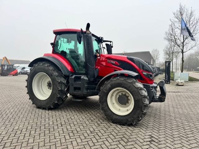 Valtra T144 Hitech - Трактор: фото 3 Valtra T144 Hitech - Трактор: фото 3