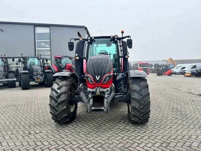 Valtra T144 Hitech - Трактор: фото 5 Valtra T144 Hitech - Трактор: фото 5