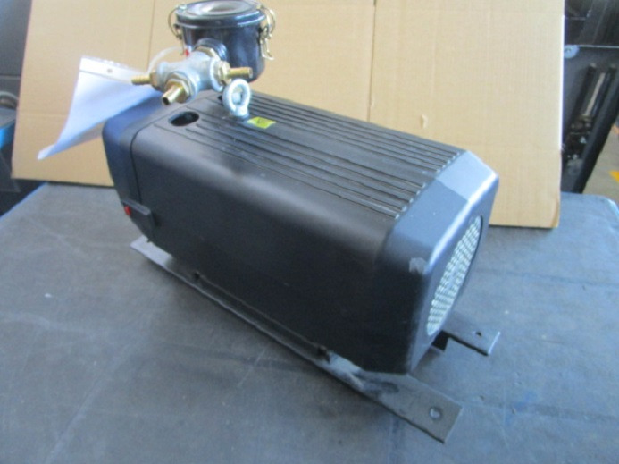 KOMPRESSOR BUSCH SV 1016 C 000 IHZZ - Запчасти для Печатного оборудования: фото 3 KOMPRESSOR BUSCH SV 1016 C 000 IHZZ - Запчасти для Печатного оборудования: фото 3