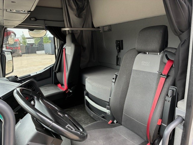 Renault Trucks T - Тягач: фото 5 Renault Trucks T - Тягач: фото 5