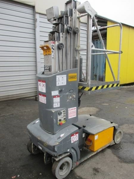 JLG Toucan Junior 8 - Вертикальный мачтовый подъемник: фото 4 JLG Toucan Junior 8 - Вертикальный мачтовый подъемник: фото 4