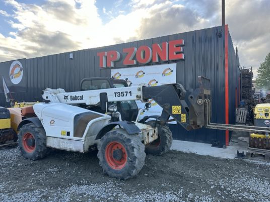 Bobcat T3571 à 23500 € HT - Телескопический погрузчик: фото 1 Bobcat T3571 à 23500 € HT - Телескопический погрузчик: фото 1