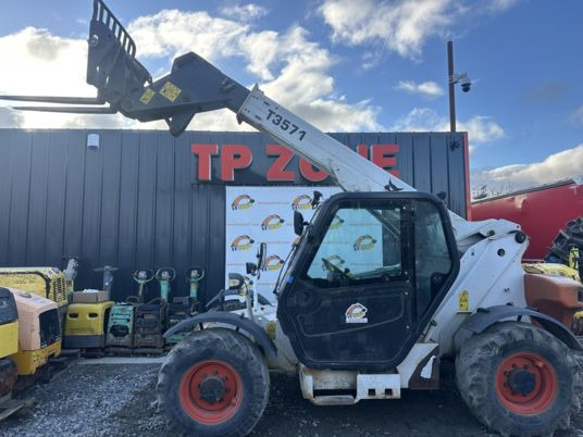 Bobcat T3571 à 23500 € HT - Телескопический погрузчик: фото 2 Bobcat T3571 à 23500 € HT - Телескопический погрузчик: фото 2