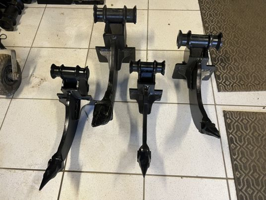 Dent de ripper Morin M2 - Рыхлитель: фото 1 Dent de ripper Morin M2 - Рыхлитель: фото 1