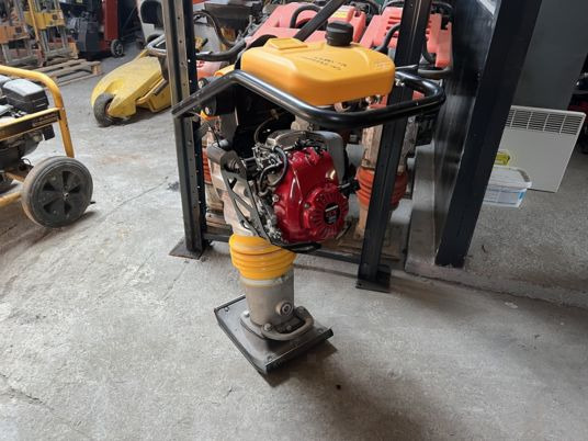 ENARCO PH60H - Трамбовка: фото 2 ENARCO PH60H - Трамбовка: фото 2