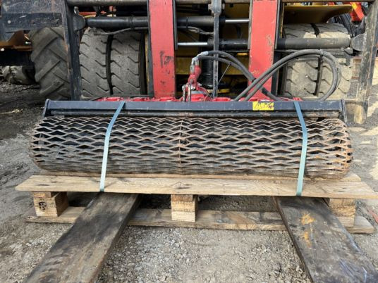 Enfouisseur de pierres - Техника для обработки почвы: фото 3 Enfouisseur de pierres - Техника для обработки почвы: фото 3