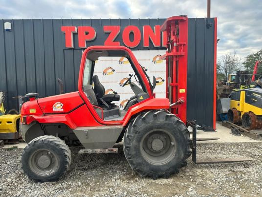 Manitou M26-4 4X4 à 18500 € HT - Вилочный погрузчик: фото 1 Manitou M26-4 4X4 à 18500 € HT - Вилочный погрузчик: фото 1
