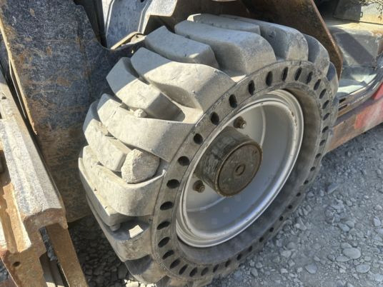 Manitou MSI35T à 12500 € HT - Дизельный погрузчик: фото 5 Manitou MSI35T à 12500 € HT - Дизельный погрузчик: фото 5