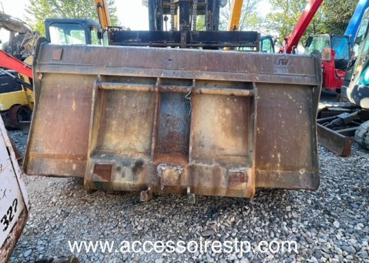 Merlo godet grand volume - Ковш для погрузчика: фото 3 Merlo godet grand volume - Ковш для погрузчика: фото 3