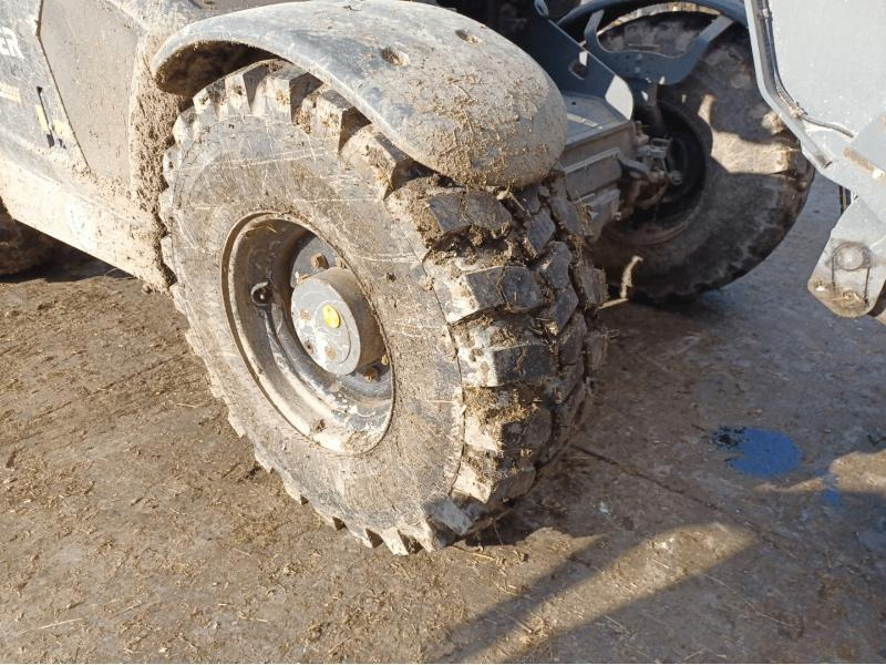 Телескопический погрузчик KRAMER KT447: фото 9 Телескопический погрузчик KRAMER KT447: фото 9