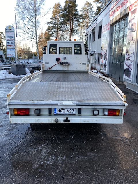 Автовоз для транспортировки сыпучих материалов IVECO EuroCargo 90E220: фото 7 Автовоз для транспортировки сыпучих материалов IVECO EuroCargo 90E220: фото 7