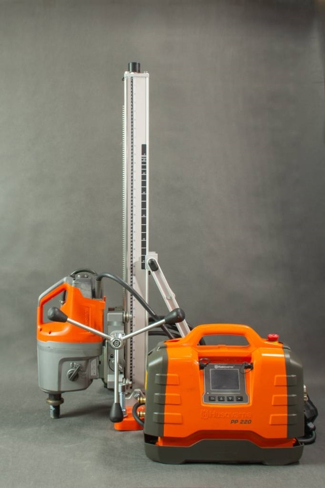 Husqvarna DM7000 PP65 - Строительное оборудование: фото 1 Husqvarna DM7000 PP65 - Строительное оборудование: фото 1