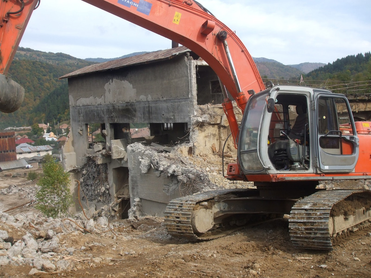 Fiat Hitachi EX255 LC Excavator - Гусеничный экскаватор: фото 1 Fiat Hitachi EX255 LC Excavator - Гусеничный экскаватор: фото 1