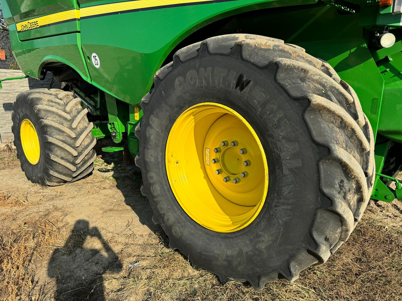 John Deere S680i combine + 635X Header + Zurn trailer - Зерноуборочный комбайн: фото 3 John Deere S680i combine + 635X Header + Zurn trailer - Зерноуборочный комбайн: фото 3