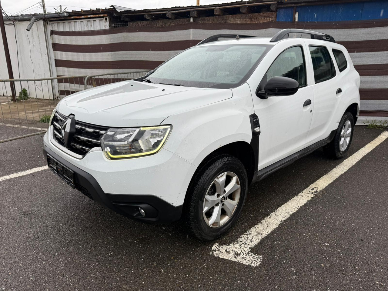 RENAULT DUSTER 4X4 - Внедорожник: фото 3 RENAULT DUSTER 4X4 - Внедорожник: фото 3