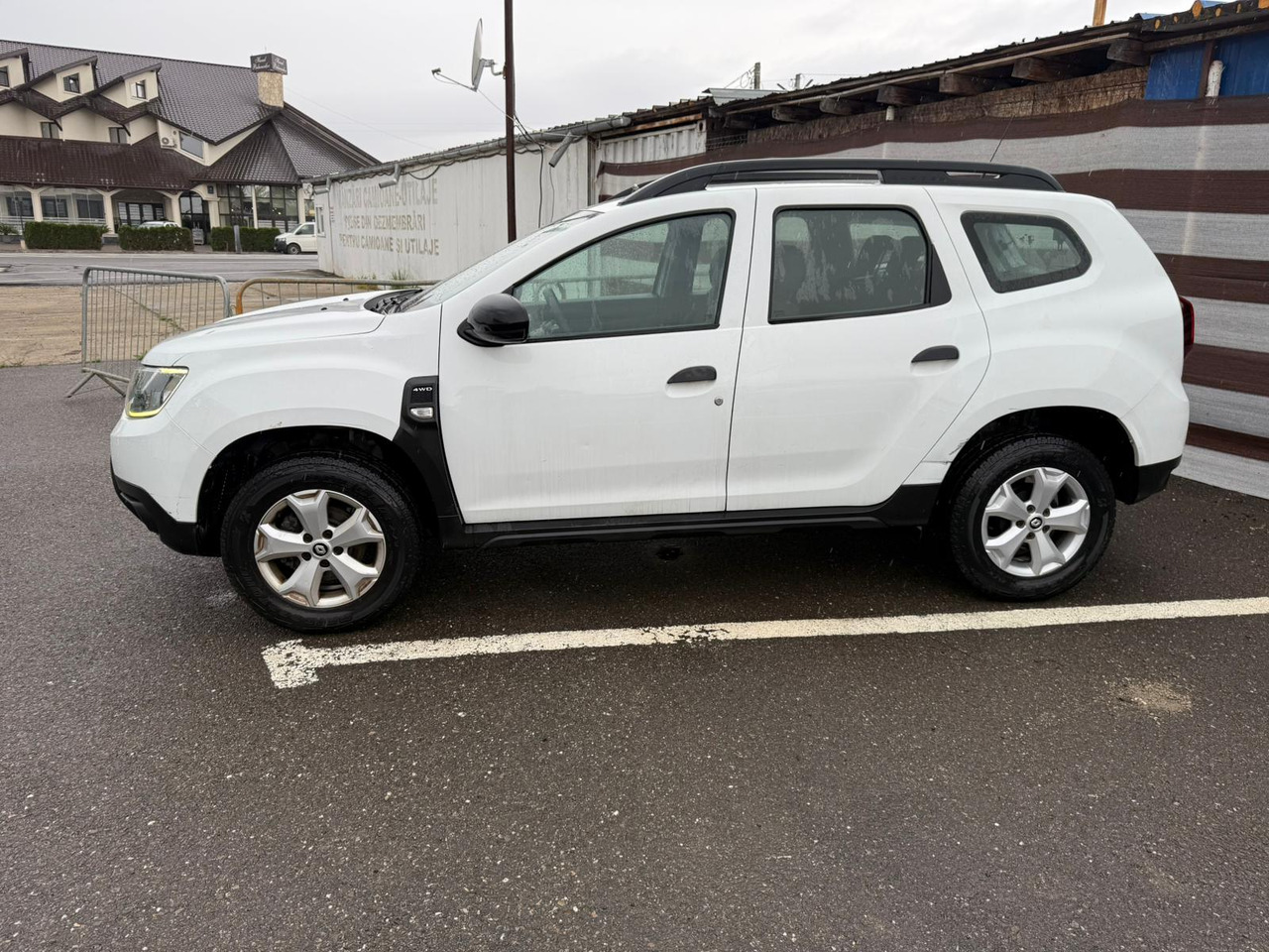 RENAULT DUSTER 4X4 - Внедорожник: фото 2 RENAULT DUSTER 4X4 - Внедорожник: фото 2