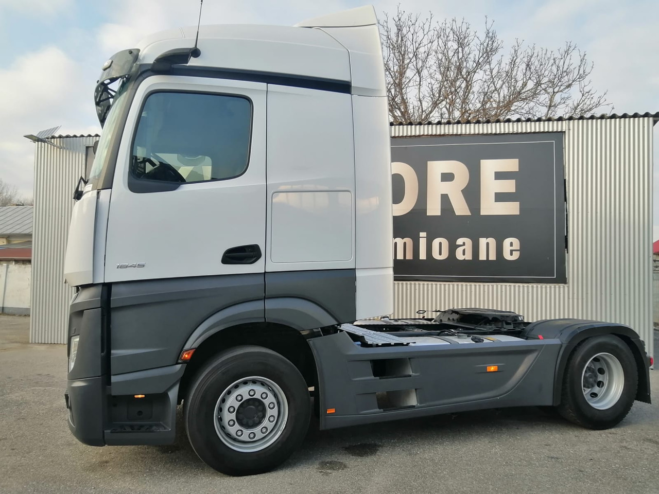 Mercedes-Benz Actros 1845 LS, BIG SPACE, TOP!!! - Тягач: фото 2 Mercedes-Benz Actros 1845 LS, BIG SPACE, TOP!!! - Тягач: фото 2