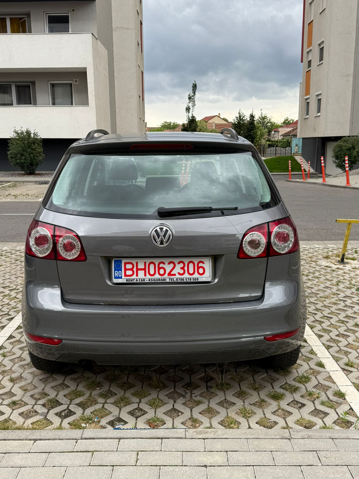 Volkswagen Golf Plus 1.6 TDI - Легковой автомобиль: фото 2 Volkswagen Golf Plus 1.6 TDI - Легковой автомобиль: фото 2