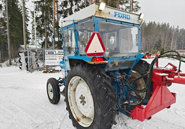 Ford 4110 traktori - Katso video! - Трактор: фото 3 Ford 4110 traktori - Katso video! - Трактор: фото 3