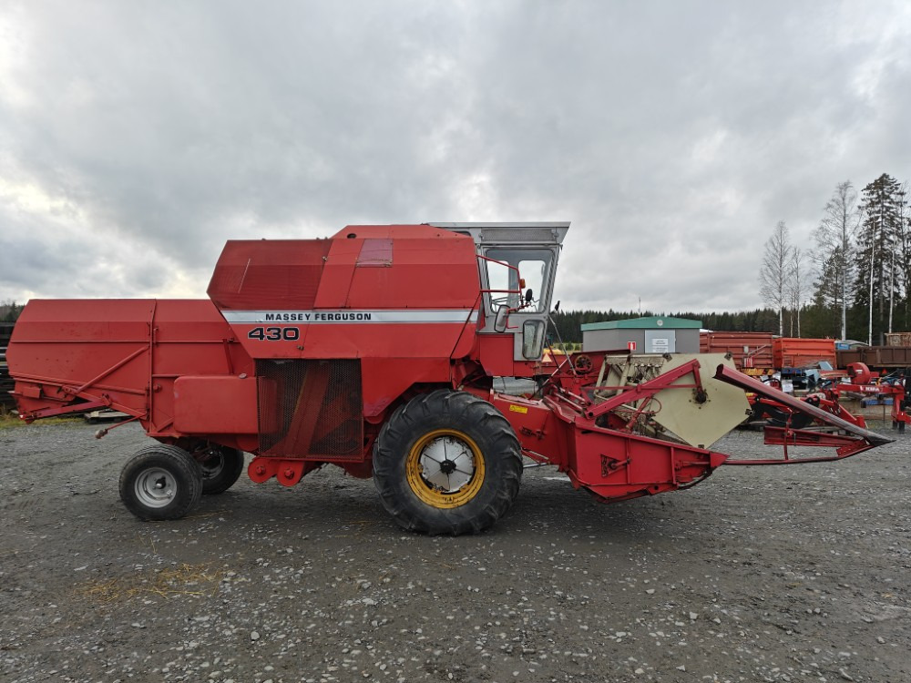 Зерноуборочный комбайн MASSEY FERGUSON 430: фото 5 Зерноуборочный комбайн MASSEY FERGUSON 430: фото 5