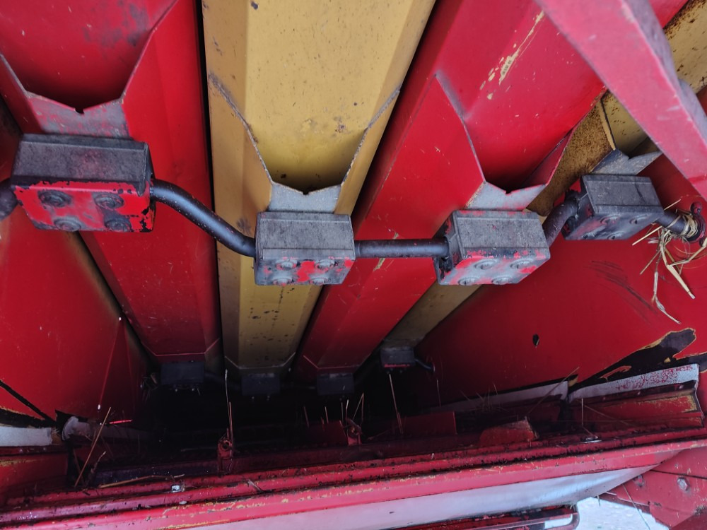 Зерноуборочный комбайн MASSEY FERGUSON 430: фото 14 Зерноуборочный комбайн MASSEY FERGUSON 430: фото 14