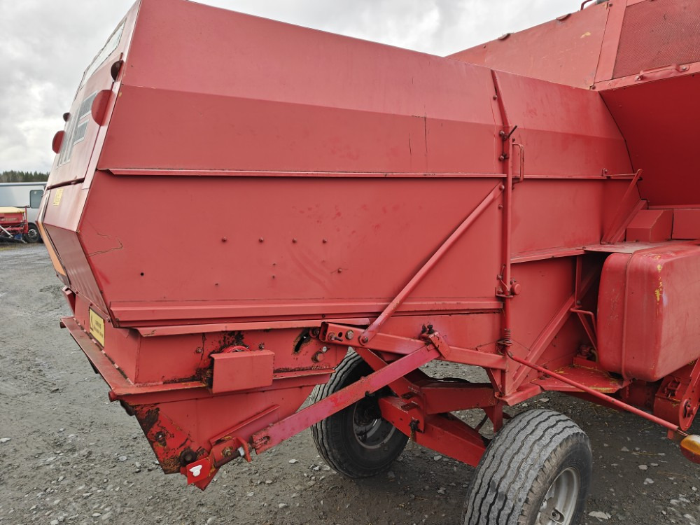 Зерноуборочный комбайн MASSEY FERGUSON 430: фото 17 Зерноуборочный комбайн MASSEY FERGUSON 430: фото 17