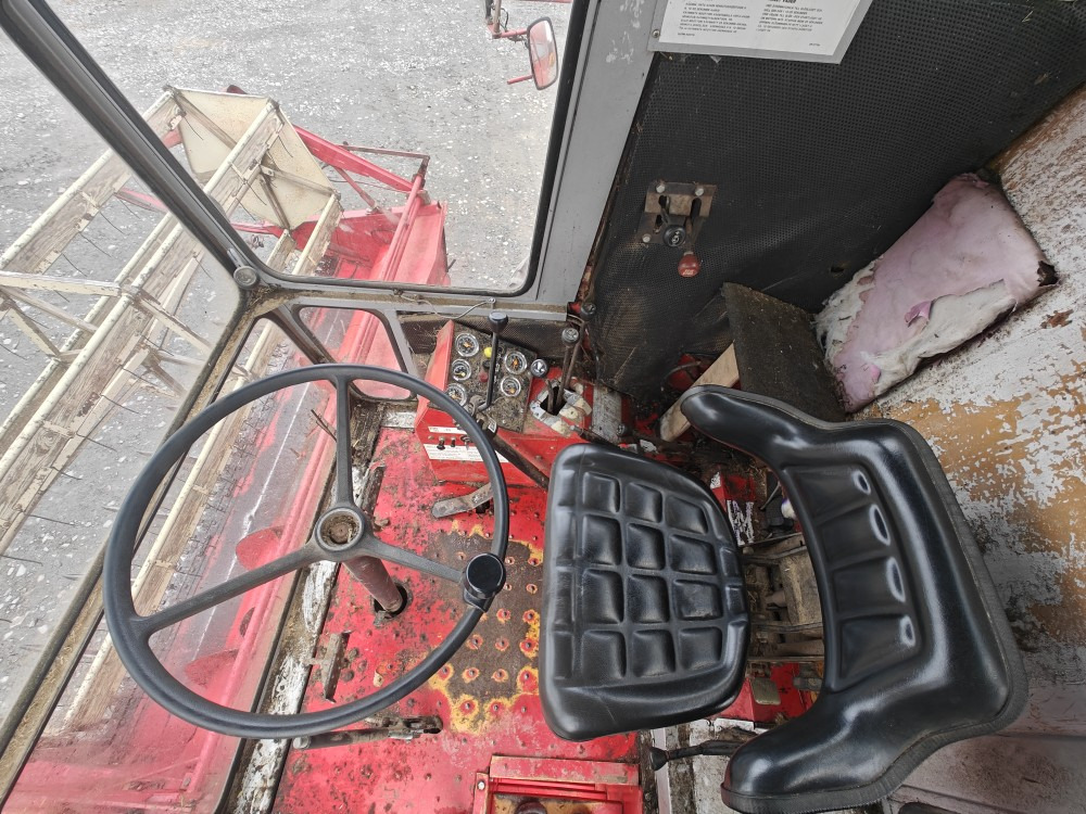 Зерноуборочный комбайн MASSEY FERGUSON 430: фото 22 Зерноуборочный комбайн MASSEY FERGUSON 430: фото 22