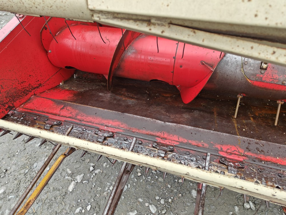 Зерноуборочный комбайн MASSEY FERGUSON 430: фото 7 Зерноуборочный комбайн MASSEY FERGUSON 430: фото 7