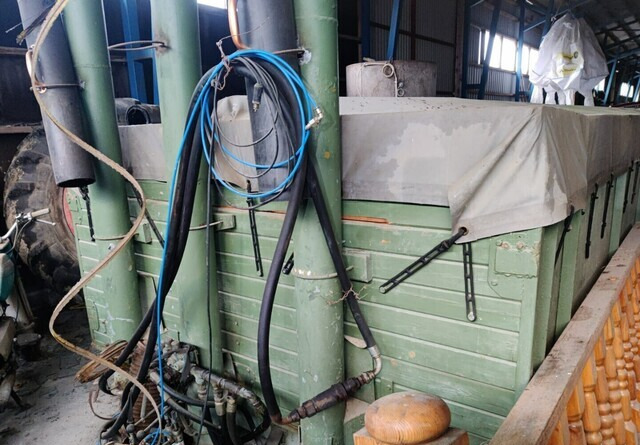 Täyttölava 415cm viljalle - Сельскохозяйственный прицеп: фото 1 Täyttölava 415cm viljalle - Сельскохозяйственный прицеп: фото 1