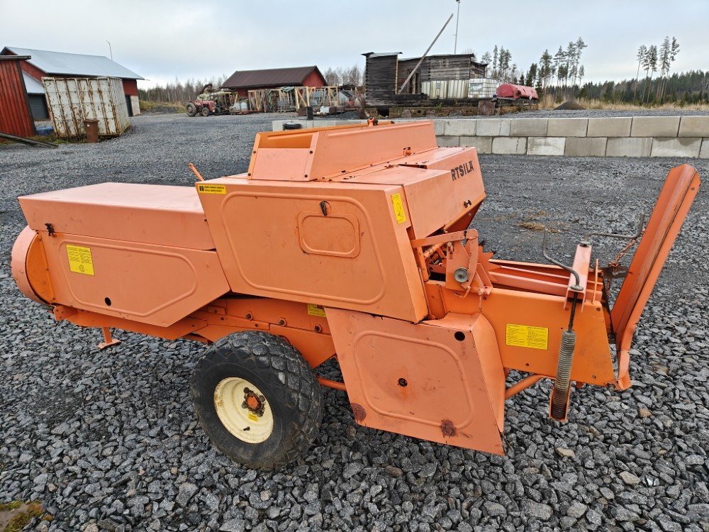 Wärtsilä Rivierra Casalis PHP150 - Пресс-подборщик тюковый: фото 4 Wärtsilä Rivierra Casalis PHP150 - Пресс-подборщик тюковый: фото 4