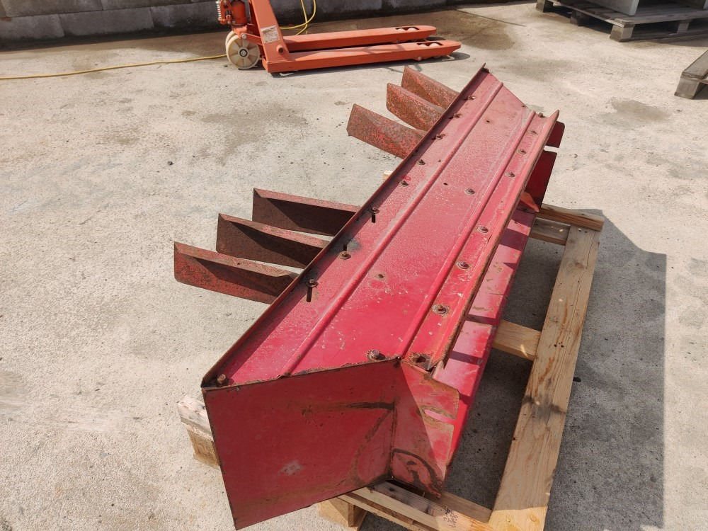 Sampo 410 silppurin takapelti - Запчасти для Зерноуборочных комбайнов: фото 2 Sampo 410 silppurin takapelti - Запчасти для Зерноуборочных комбайнов: фото 2