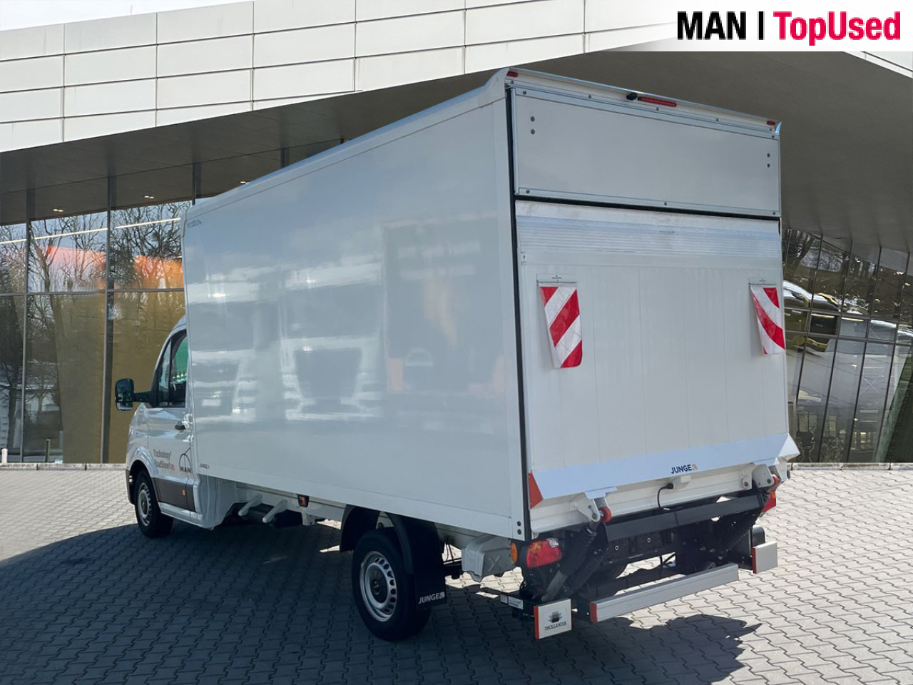 MAN TGE 3.140 4X2F skříň + čelo - Фургон с закрытым кузовом: фото 2 MAN TGE 3.140 4X2F skříň + čelo - Фургон с закрытым кузовом: фото 2