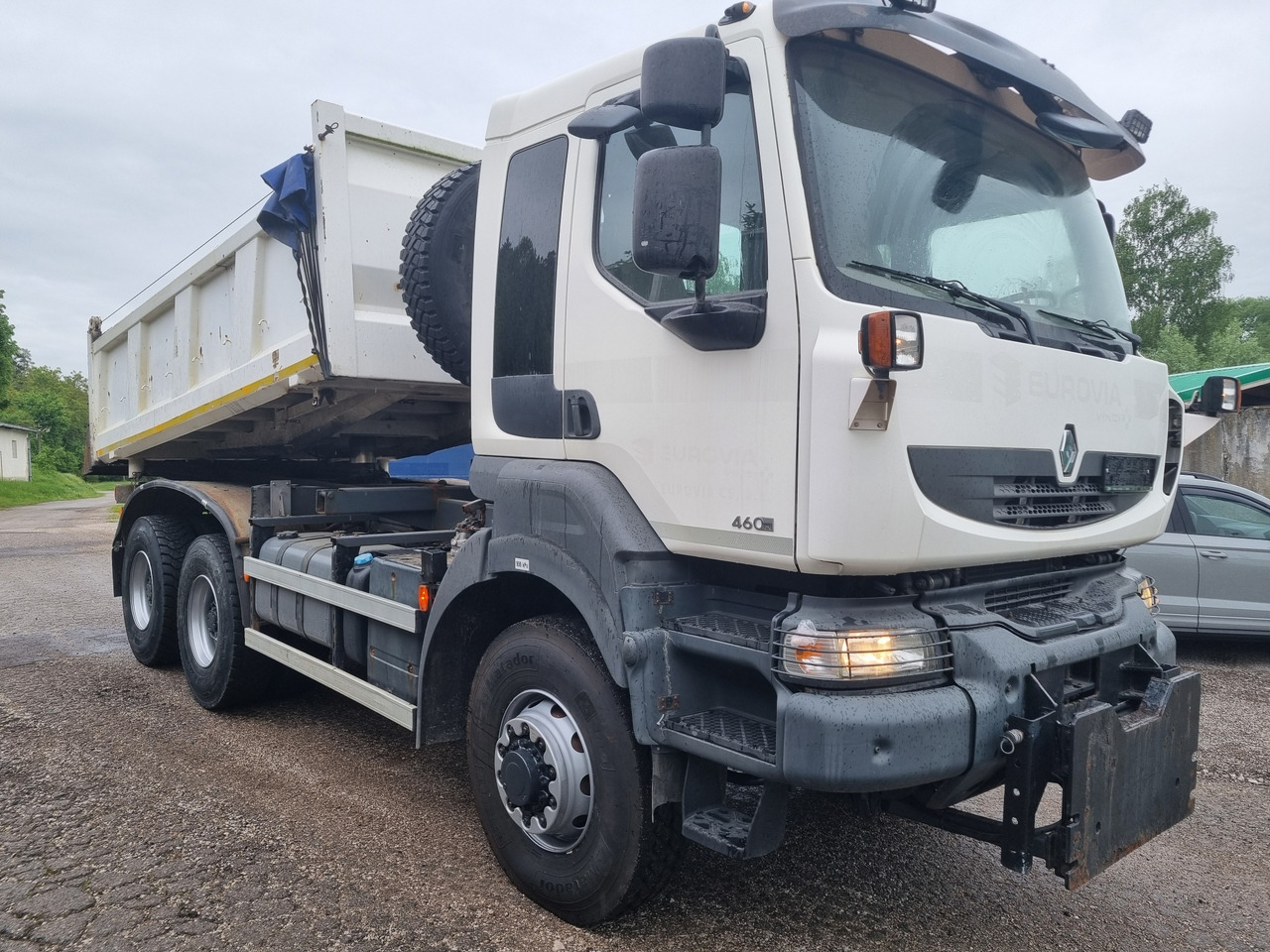 RENAULT KERAX 32.460 6x6 S1 sklápač EURO5 - Самосвал: фото 3 RENAULT KERAX 32.460 6x6 S1 sklápač EURO5 - Самосвал: фото 3