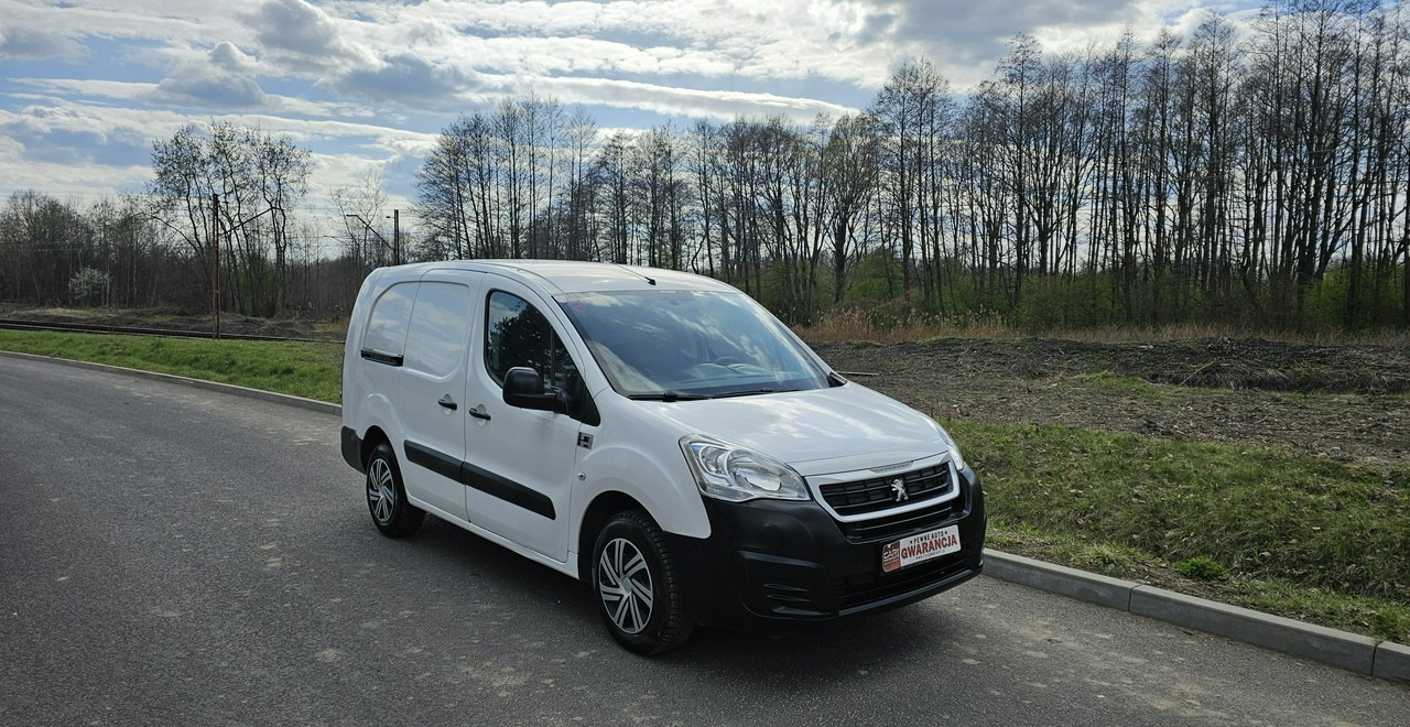 Peugeot Partner long *3-osobowy *mały przebieg* - Легковой фургон: фото 3 Peugeot Partner long *3-osobowy *mały przebieg* - Легковой фургон: фото 3