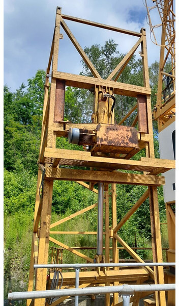 Liebherr 120HC climbing cage - Башенный кран: фото 1 Liebherr 120HC climbing cage - Башенный кран: фото 1