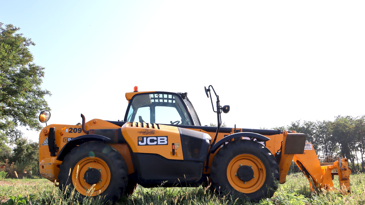 JCB 540-140 - Телескопический фронтальный погрузчик: фото 3 JCB 540-140 - Телескопический фронтальный погрузчик: фото 3