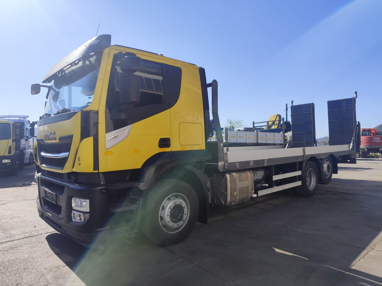 IVECO STRALIS HI-WAY 260S46 XP - Грузовик бортовой/ Платформа: фото 3 IVECO STRALIS HI-WAY 260S46 XP - Грузовик бортовой/ Платформа: фото 3