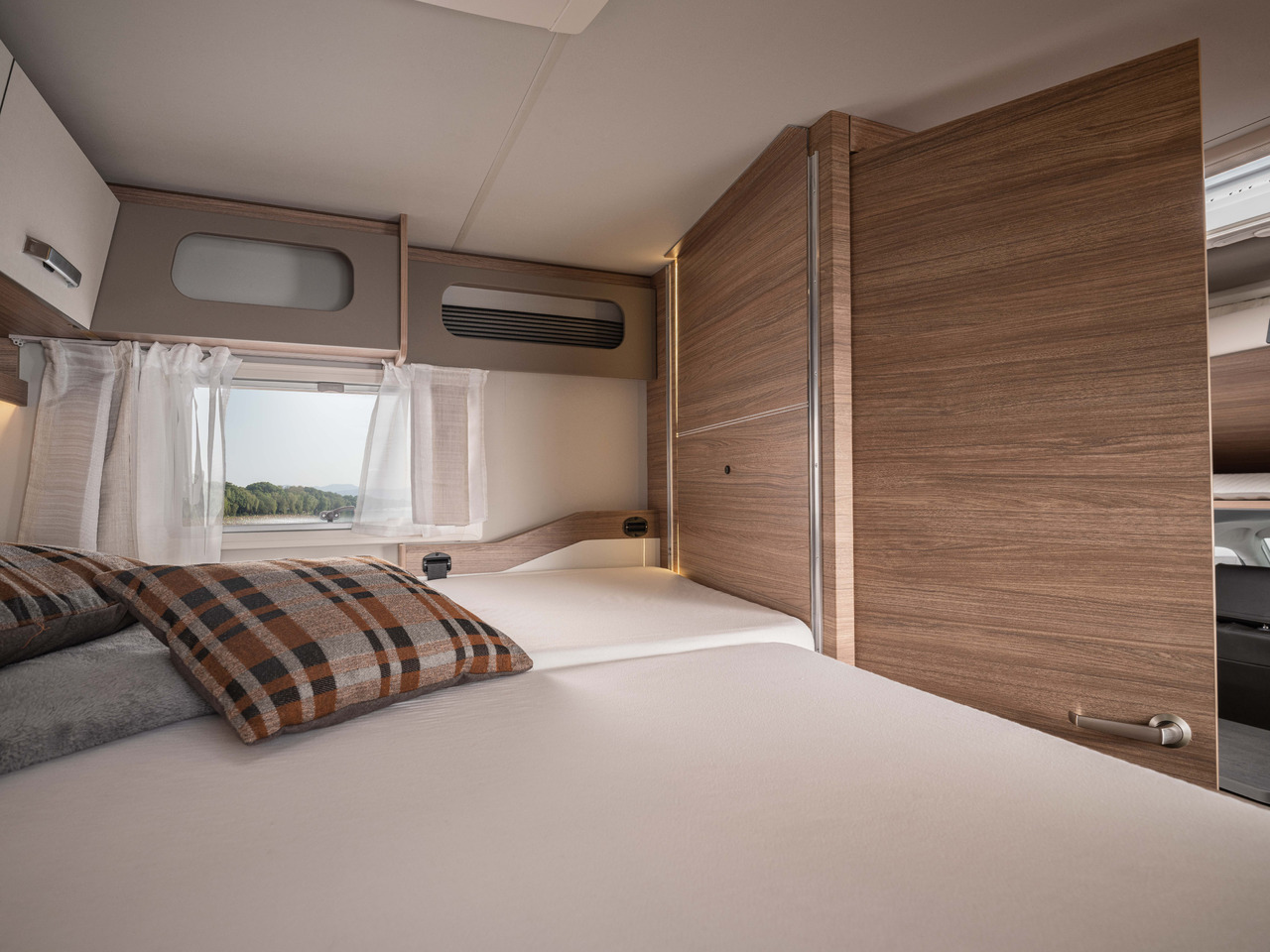 WEINSBERG X-Cursion Van 500 MQ [Edition Pepper] в лизинг WEINSBERG X-Cursion Van 500 MQ [Edition Pepper]: фото 17