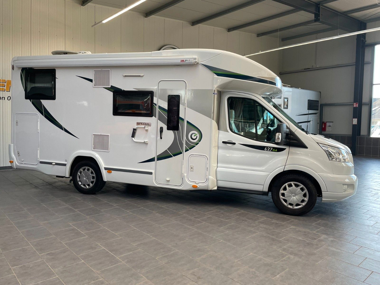 Chausson 627 GA, Standklima,AHK,Solar,Hubbett,D-Heizung - Полуинтегрированный автодом: фото 2 Chausson 627 GA, Standklima,AHK,Solar,Hubbett,D-Heizung - Полуинтегрированный автодом: фото 2