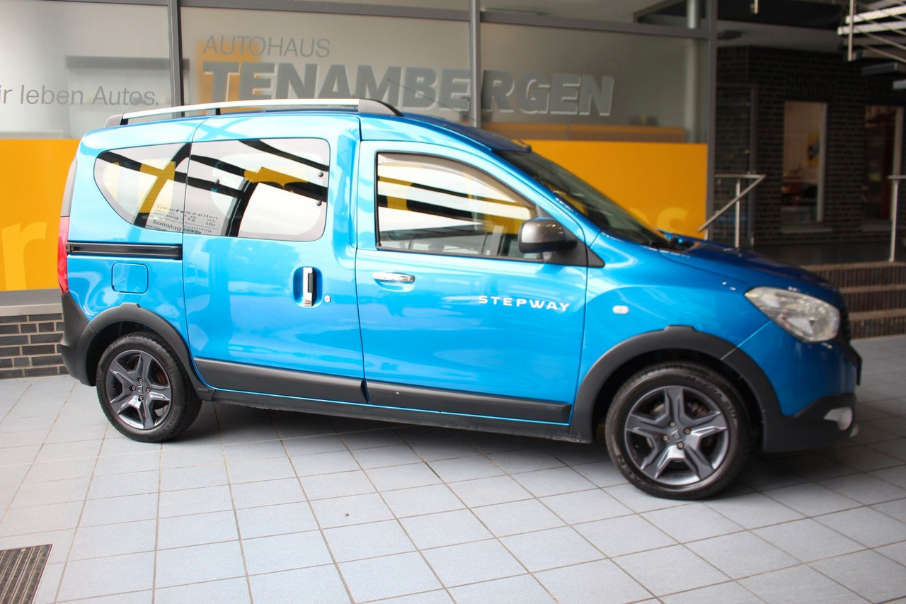 Dacia Dokker Stepway Celebration Navi Bluetooth AHK - Пассажирский фургон: фото 3 Dacia Dokker Stepway Celebration Navi Bluetooth AHK - Пассажирский фургон: фото 3