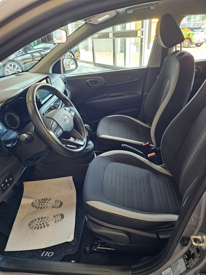 Hyundai i10 Trend AUTOMATIK SHZ PDC LenkrHzg DAB Spurhal - Легковой автомобиль: фото 5 Hyundai i10 Trend AUTOMATIK SHZ PDC LenkrHzg DAB Spurhal - Легковой автомобиль: фото 5