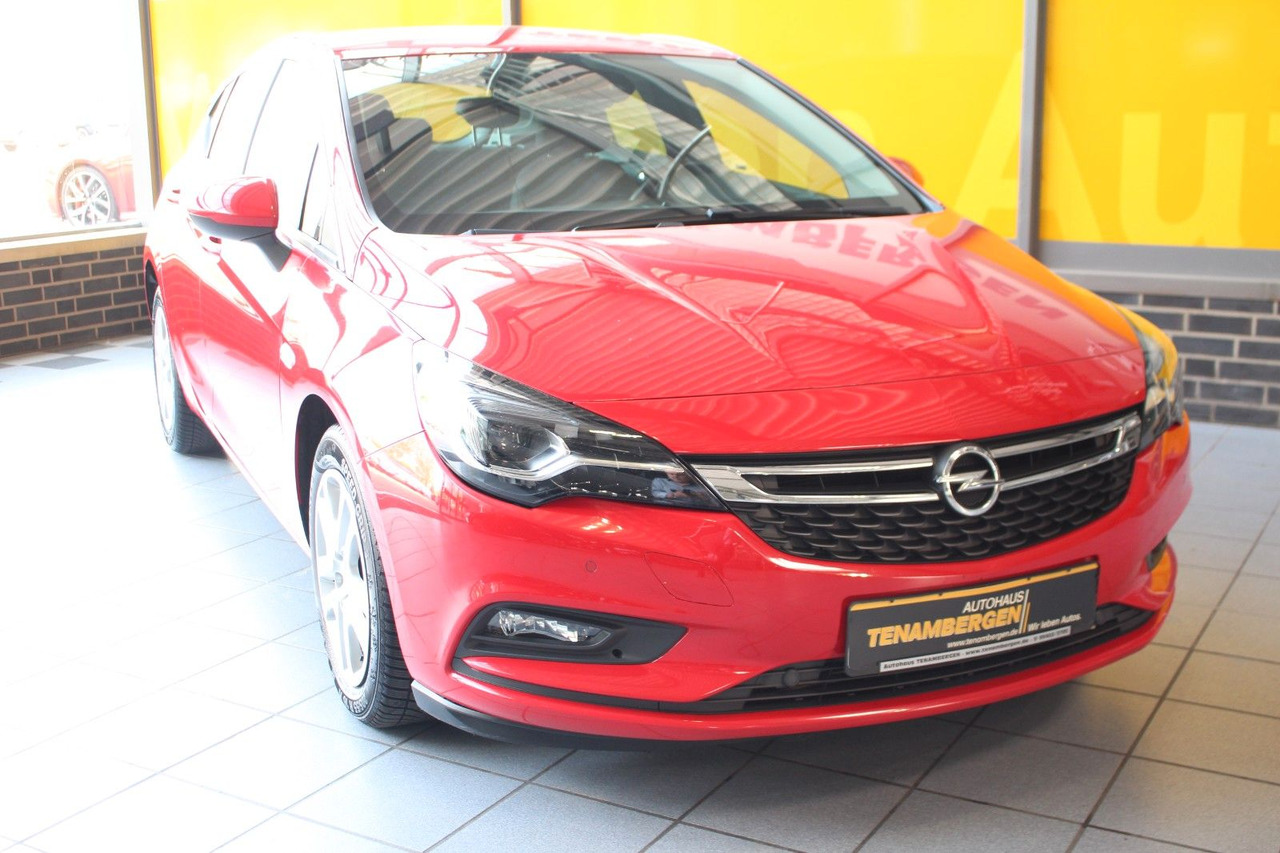 Opel Astra K Lim. Innovation Navi Voll-LED Kamera - Седан: фото 2 Opel Astra K Lim. Innovation Navi Voll-LED Kamera - Седан: фото 2