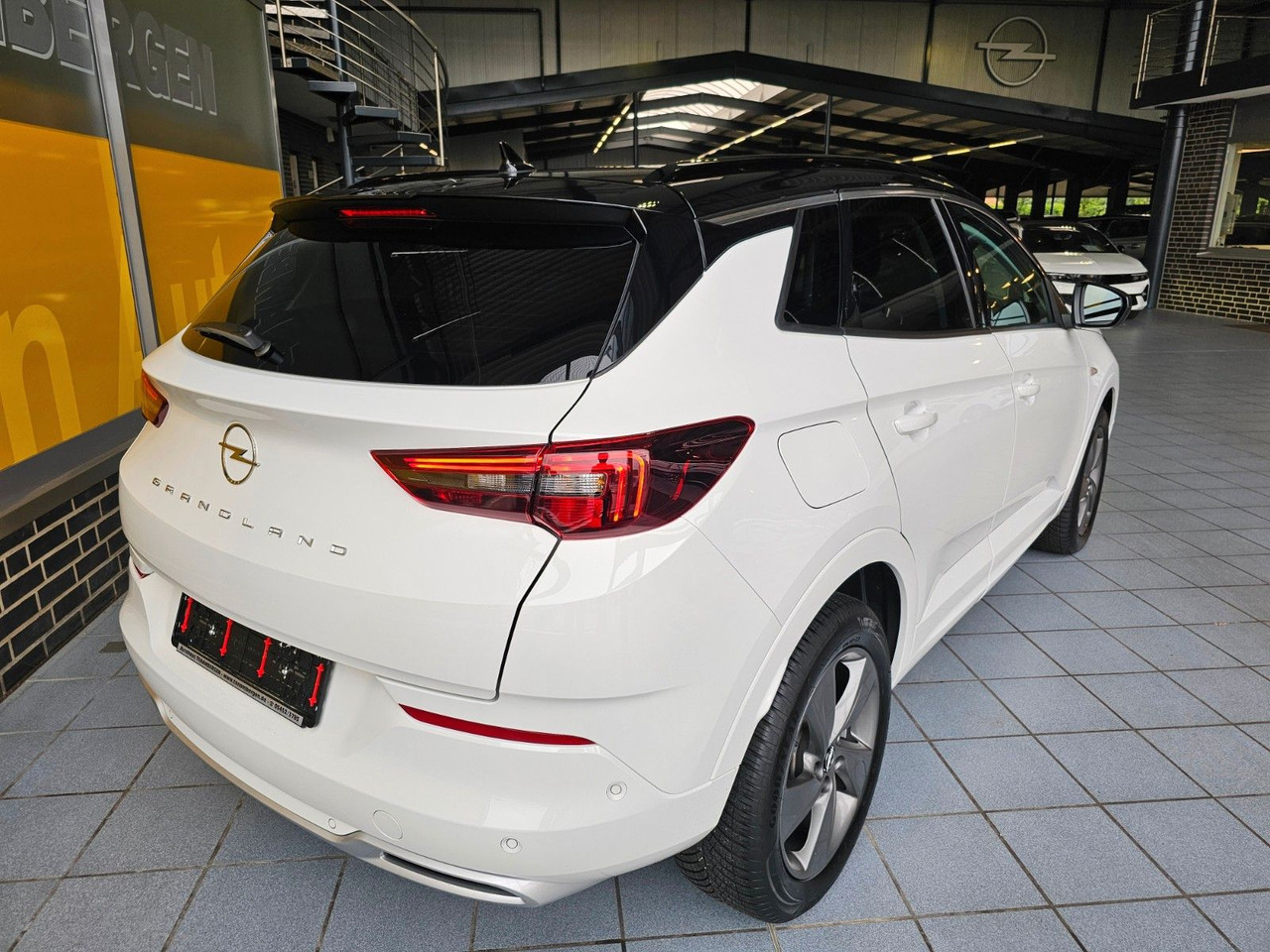 Opel Grandland Elegance AT-8 Navi Kamera LED - Внедорожник: фото 4 Opel Grandland Elegance AT-8 Navi Kamera LED - Внедорожник: фото 4